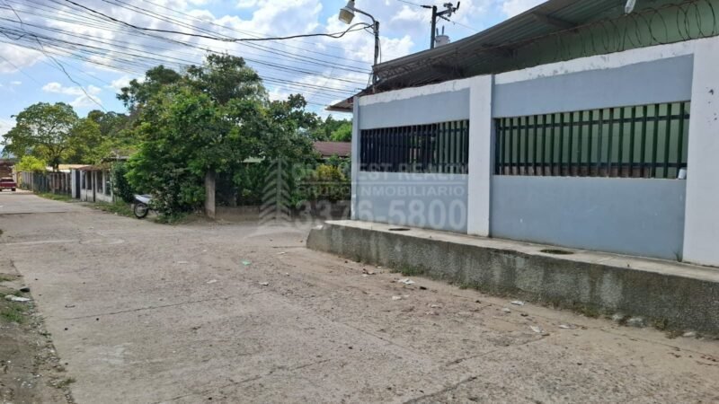 Gran Oportunidad de inversión: Edificio con apartamentos y bar en Colonia Dionicio Ávila, El Progreso, Yoro
