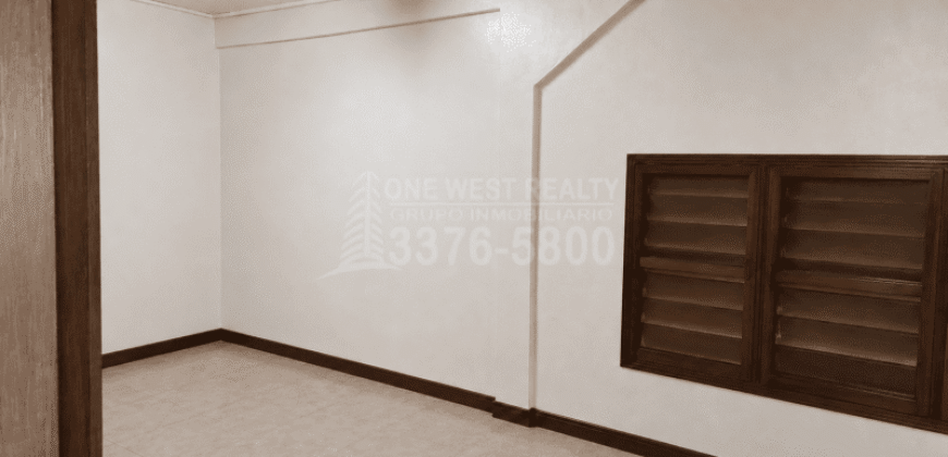 Casa de 5 Habitaciones en Venta en Colonia Moya | Financiamiento Disponible