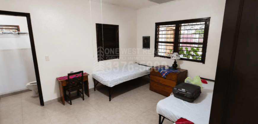 Casa de 5 Habitaciones en Venta en Colonia Moya | Financiamiento Disponible