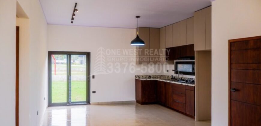 Casa en Venta en Residencial Los Prados, El Progreso Yoro | Financiamiento Disponible