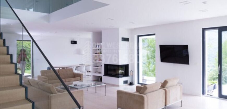 Apartamento contemporáneo en venta en Miami, Florida