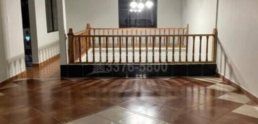 Casa en venta en Colonia El Roble, San Pedro Sula | Financiamiento disponible