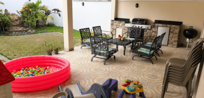 Venta De Casa En Residencial Altos de Las Hadas – Tegucigalpa