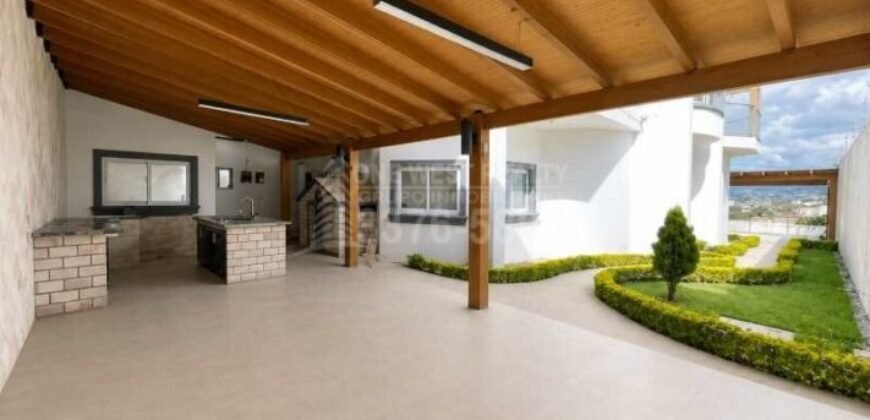 Residencia Exclusiva en Venta con Amplios Espacios en Altos de Las Hadas, Tegucigalpa