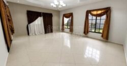 Residencia de Lujo en Las Hadas con Jacuzzi y Espacios Amplios