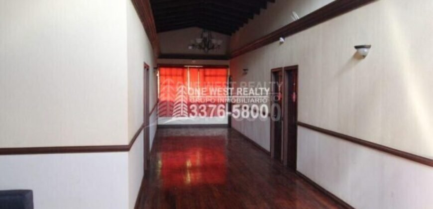 Oak Ridge Homes and Condos: complejo frente al mar en Punta Blanca, Roatán