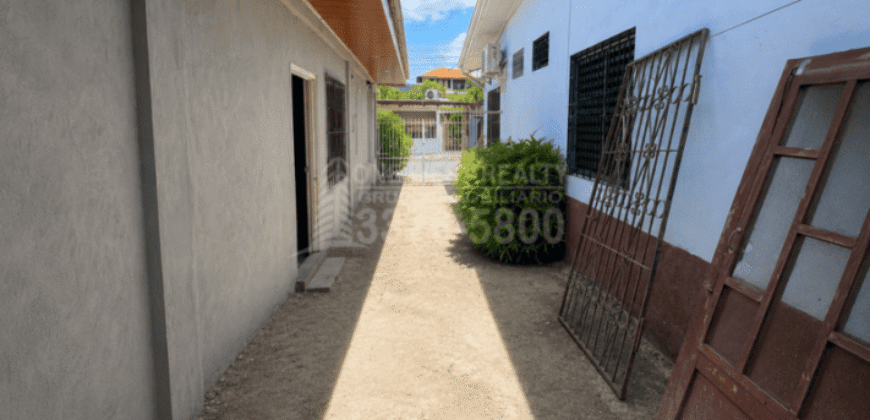 Casa en Venta en Barrio Montevideo, El Progreso, Yoro | Propiedad de Esquina con Potencial Comercial