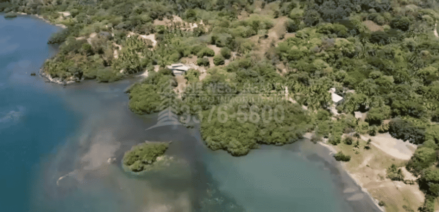 Terreno en Venta en Roatán | 9 Acres para Inversión